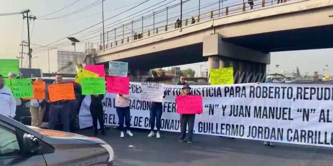 Bloqueo en la México-Pachuca.