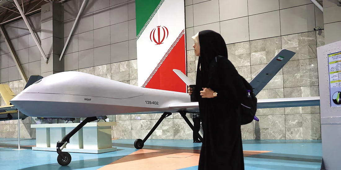 Ataques con drones iraníes contra la CIA en el Golfo llevan a analistas de inteligencia de EU a investigar si Rusia proporcionó información.