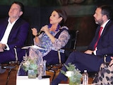 CLARA BRUGADA (2ª. de izq. a der.), acompañada por los gobernantes visitantes, ayer, durante el evento de la Coalición de Alcaldes de las Américas sobre Migración.