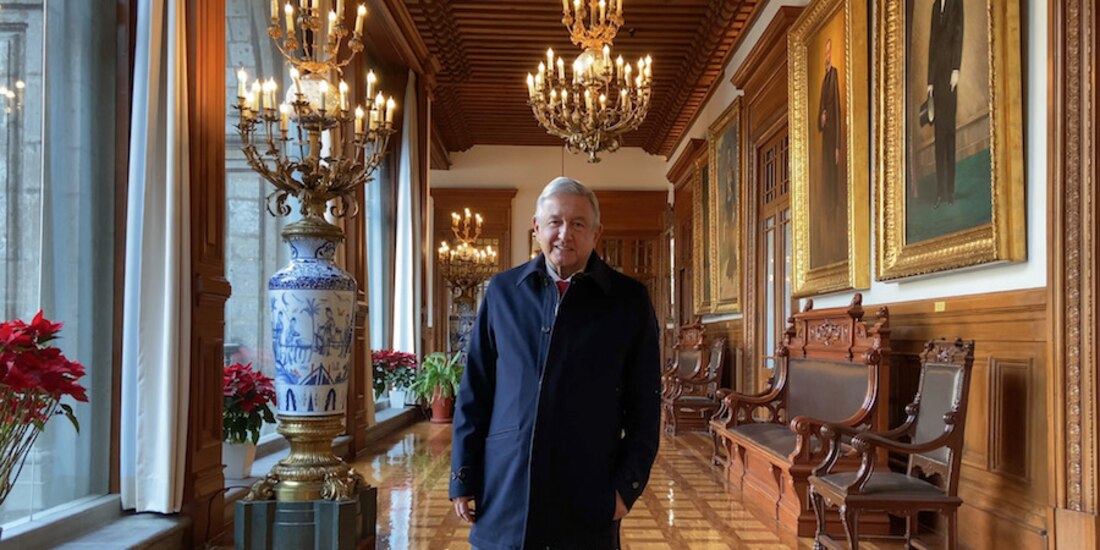 Andrés Manuel López Obrador anunció que tomaría unas vacaciones los días santos, 1 y 2 de abril.