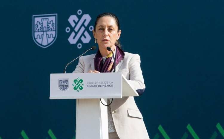 La Jefa de Gobierno de la Ciudad de México durante una conferencia de prensa.