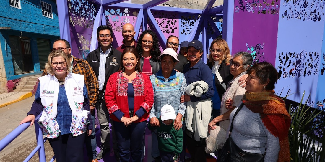 Al centro, la Jefa de Gobierno, Clara Brugada, durante la supervisión de la Utopía del Maíz.