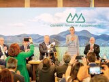 La candidata presidencial de la Cuarta Transformación (al centro) con integrantes del Consejo Nacional Agropecuario, ayer.