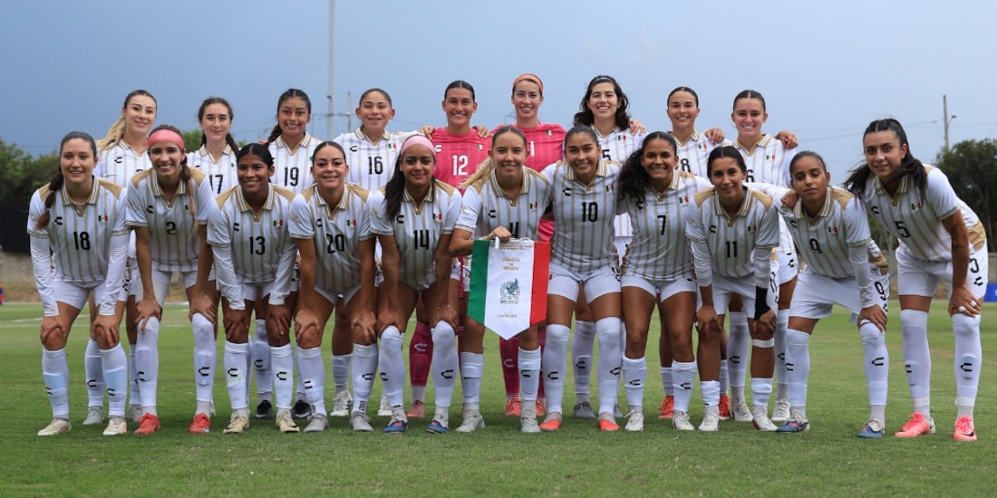 México Femenil golea 7-0 a Jamaica.