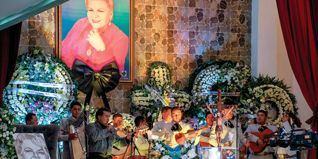 El evento dedicado a honrar la vida de la veracruzana se hizo en Casa Paquita, ayer, e incluyó mariachis, tequila y flores.