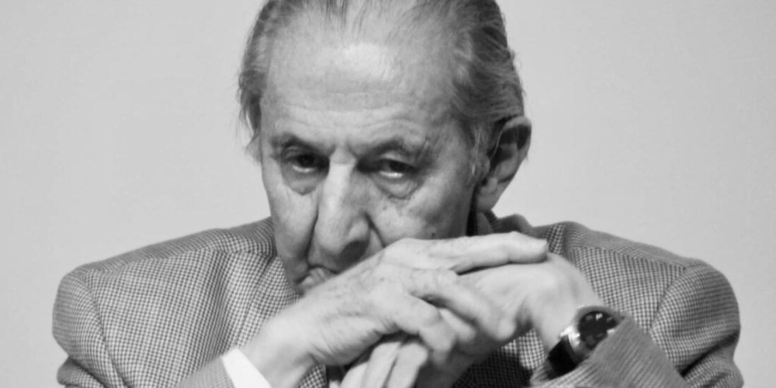 El poeta falleció este miércoles.