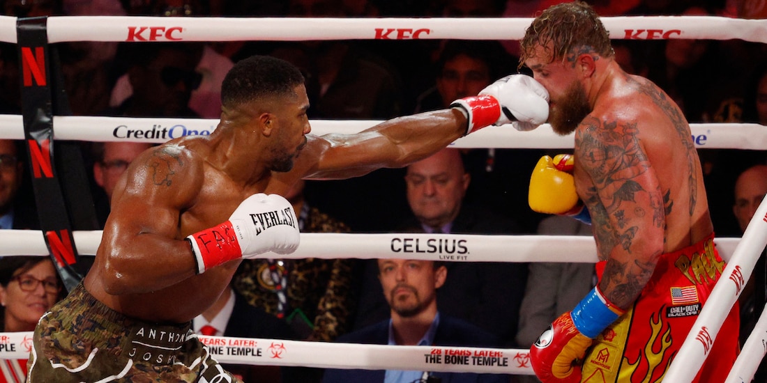 Anthony Joshua noqueó a Jake Paul en el sexto round de su pelea en el Kaseya Center de Miami, Florida.