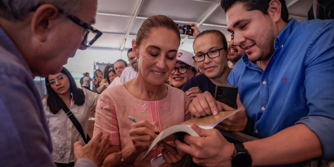 Presidenta Claudia Sheinbaum durante su gira de trabajo en Sinaloa.