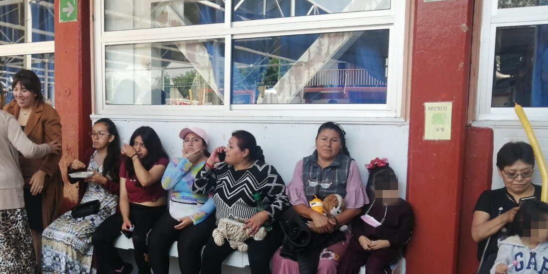 Mamás celebrando el Día de las Madres en México.