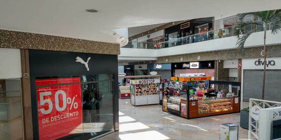 En mayo las ventas de las tiendas iguales crecieron 33.9 por ciento, y las totales 36.5 por ciento.