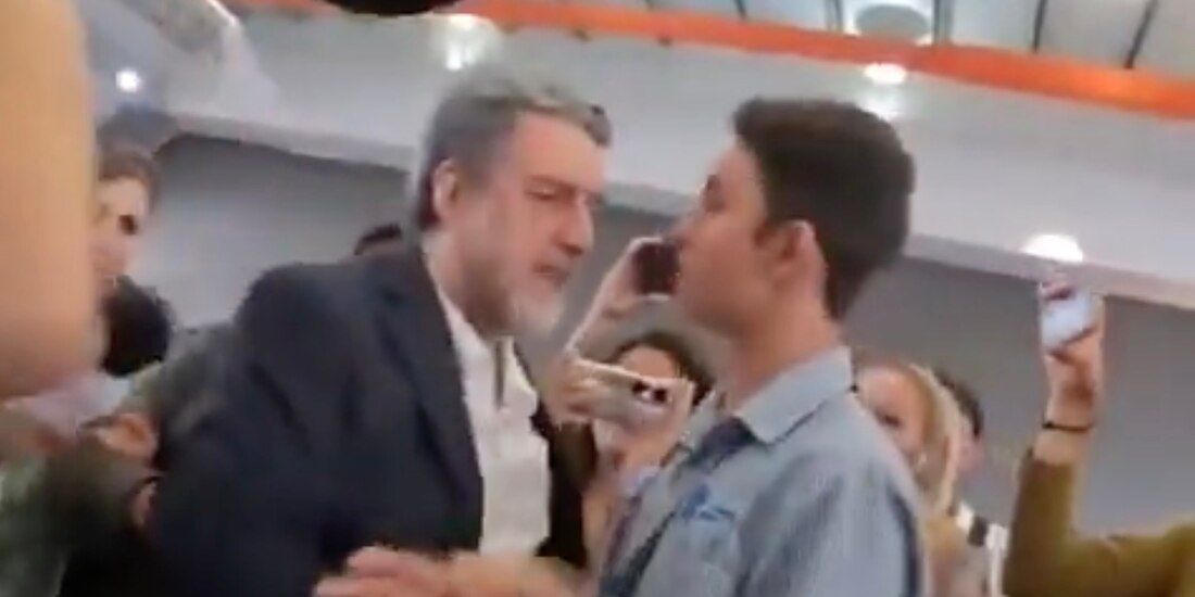 Luciano Concheiro, al encarar a un estudiante.