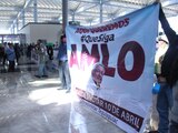 En el AIFA se lleva a cabo una pequeña manifestación de apoyo a la revocación de mandato del Presidente Andrés Manuel López Obrador