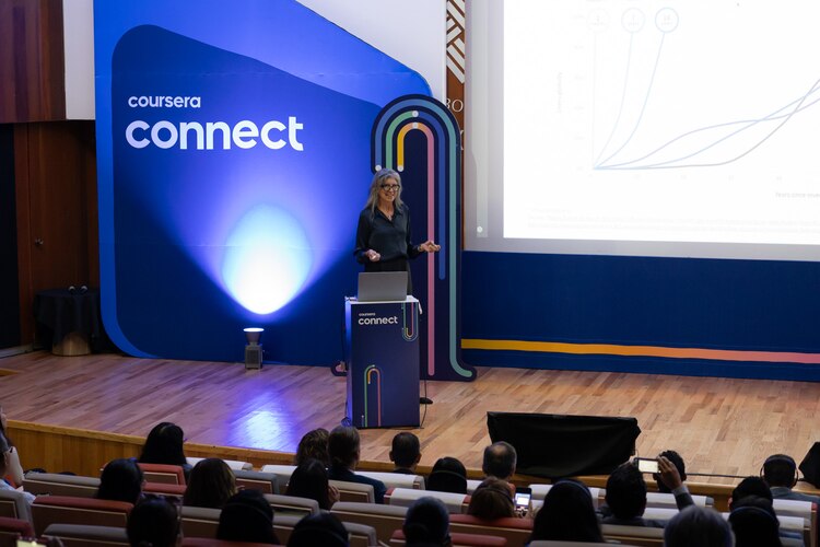 Marni Baker Stein, directora de contenido de Coursera