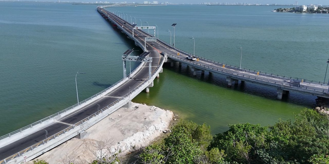 Obra de la Secretaría de Infraestructura, Comunicaciones y Transportes.
