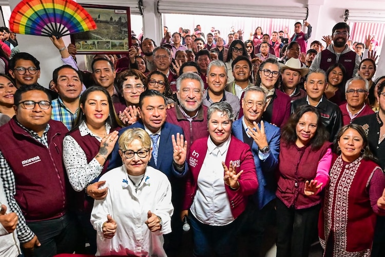 Horacio Duarte Olivares durante la celebración por los XV años de Morena.