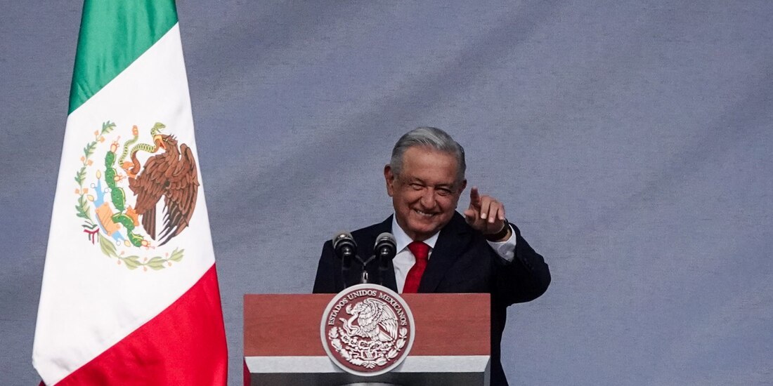 "La gente muy solidaria, muy cariñosa y aplica aquello de que amor con amor se paga, estoy muy satisfecho, muy contento", dijo AMLO