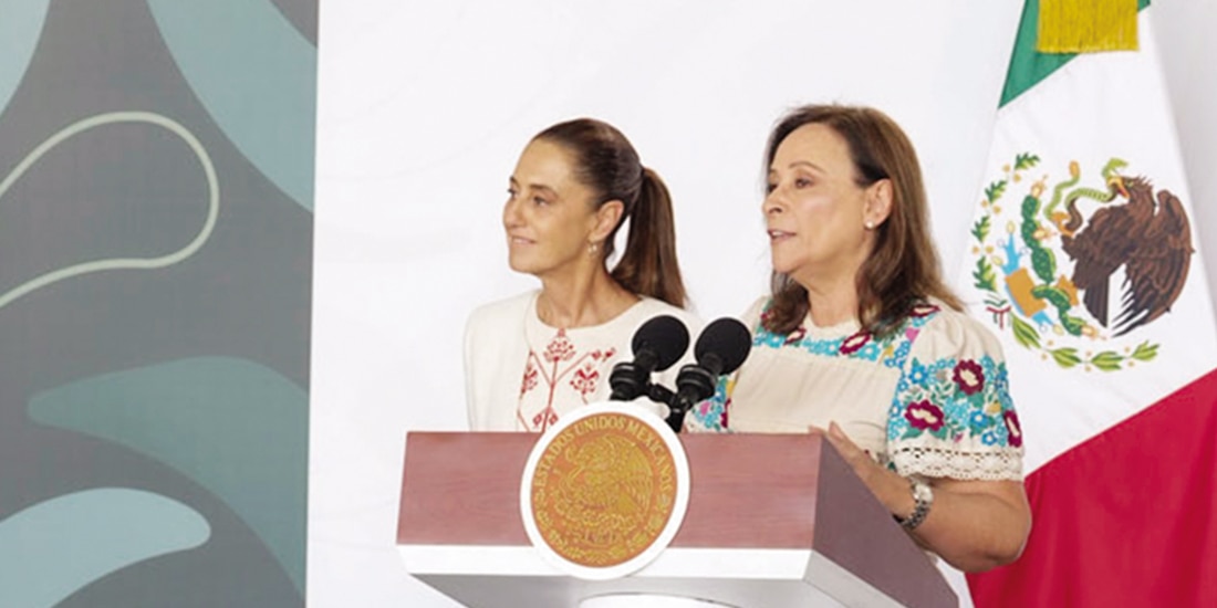 La Presidenta Claudia Sheinbaum y Rocío Nahle, ayer, en conferencia en la entidad.
