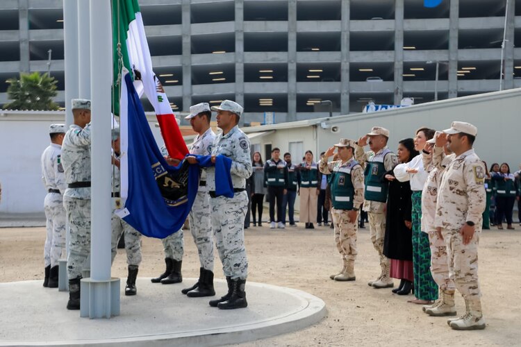 Trabajo de la SEDENA en los proyectos clave para el desarrollo actual y futuro del Baja California