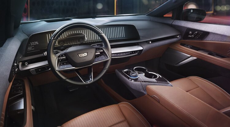 Con 300 HP, tracción AWD y más de 480 km de autonomía, OPTIQ redefine la conducción eléctrica