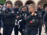 Comerciantes ambulantes y artesanos se enfrentaron con policías de Querétaro