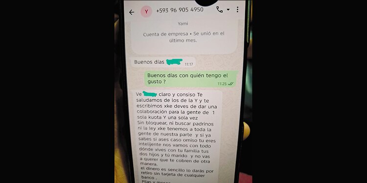 Ejemplo de un mensaje de extorsión enviado por WhatsApp difundido en redes sociales.