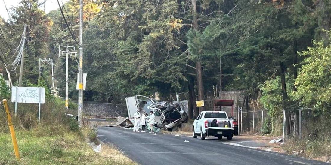 Paramédicos acudieron al lugar del accidente.