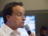 CIUDAD DE MÉXICO, 27JUNIO2018.- Mikel Arriola Peñalosa, candidato del PRI a la jefatura del Gobierno de la Ciudad, asistió a un foro de movilidad y donde dijo que de ganar el próximo 1 de julio, quitara el impuesto de la tenencia de Auto.
FOTO: VICTORIA VALTIERRA /CUARTOSCURO.COM