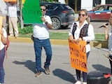 DECENAS DE MANIFESTANTES salieron ayer a las calles para exigir justicia.