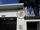 Políticos reprueban irrupción en Embajada de México en Ecuador.