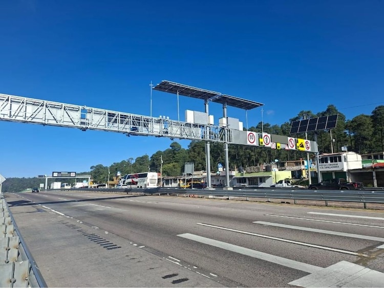 Los nuevos Arcos Carreteros Inteligentes permitirán la lectura de placas y monitoreo vehicular conectado directamente con el sistema C4.