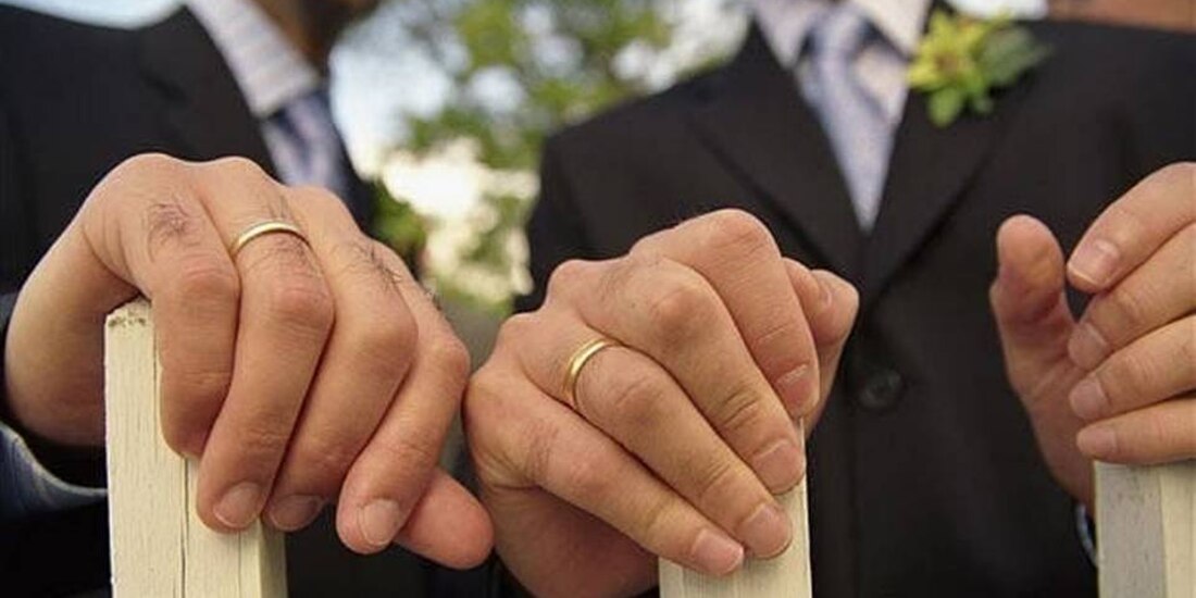 Este fin de semana, en Tecámac, se realizó la primera boda igualitaria entre Geovanny y Jesús, quienes después de tres años de noviazgo pudieron legalizar su unión.