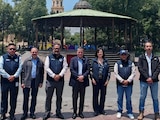 El alcalde Giovani Gutiérrez supervisó las obras de reforestación y colocación de luminarias en los renovados jardines del centro histórico.