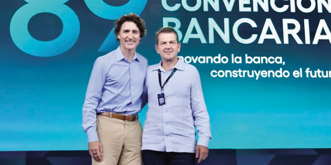 Justin Trudeau (izq.), exprimer ministro, y Emilio Romano, presidente de la ABM.