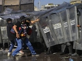 Enfrentamientos al final de la Marcha de la Generación Z dejan 100 policías lesionados.