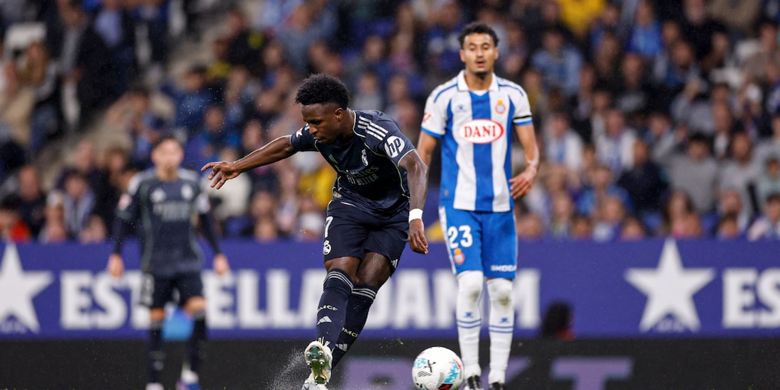 Vinícius hizo los dos goles con los que el Real Madrid superó al Espanyol.