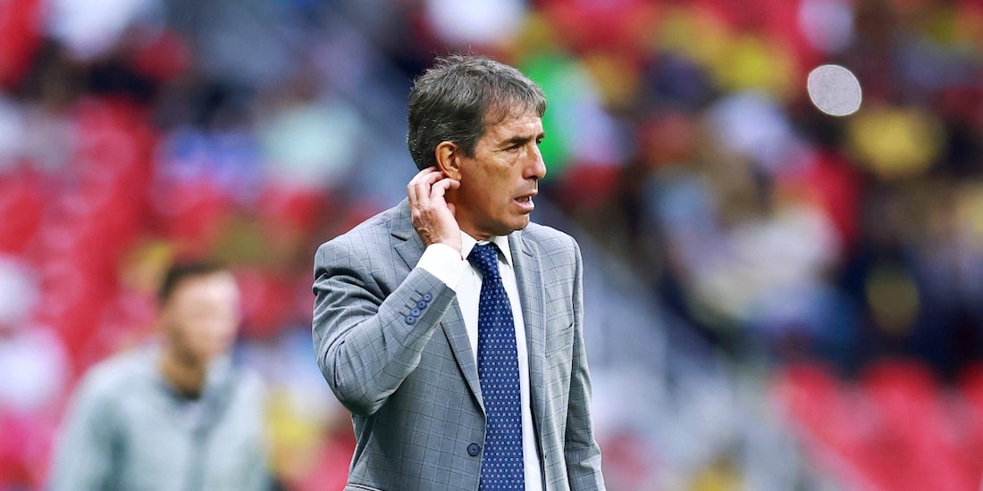 Guillermo Almada tiene al América líder del Apertura 2026 después de cuatro jornadas.