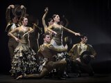 Bailarines presentando la pieza Eterna Iberia.