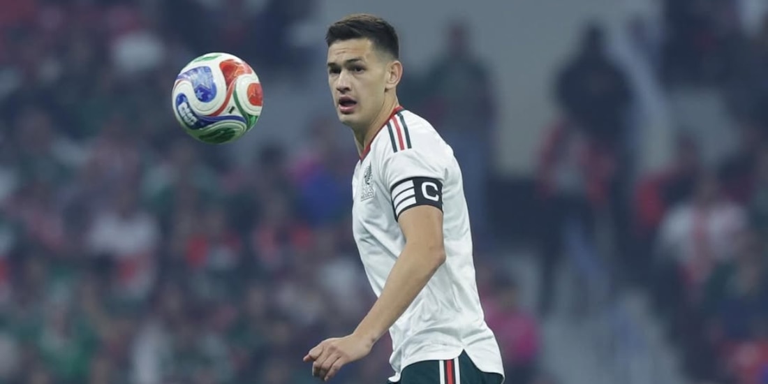 César Montes se une a la concentración de la Selección Mexicana