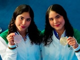 Las hermanas Lia y Mia Cueva ganaron el oro en trampolín 3m sincronizados en la Copa México de Clavados 2026.