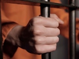 Imagen temática sobre un detenido y posterior evasión.
