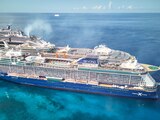 Quintana Roo mantiene liderazgo en arribo de cruceros en sus principales puertos Cozumel y Mahahual: SICT