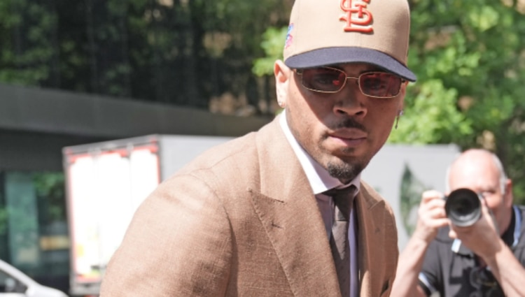Chris Brown llega al Tribunal de la Corona de Southwark, en Londres, el viernes 24 de julio de 2026.