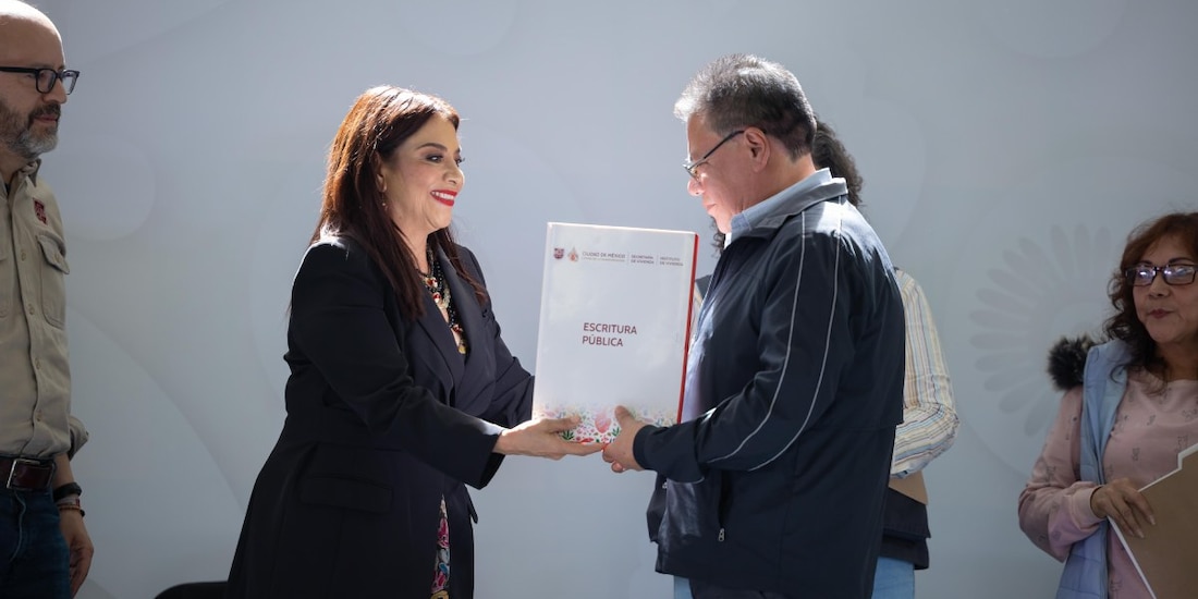 Clara Brugada entregó 3,317 escrituras y créditos de vivienda en Iztacalco con una inversión de 521 mdp para garantizar un patrimonio digno en CDMX.