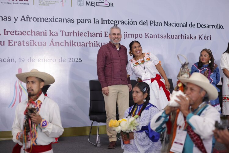Gobernador Alfredo Ramírez Bedolla inaugura el Foro Nacional de Consulta a los Pueblos y Comunidades Indígenas y Afromexicanas.