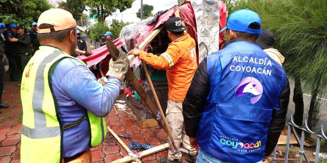 Coyoacán apoya a personas en situación de calle y recupera camellón de Eje 10.