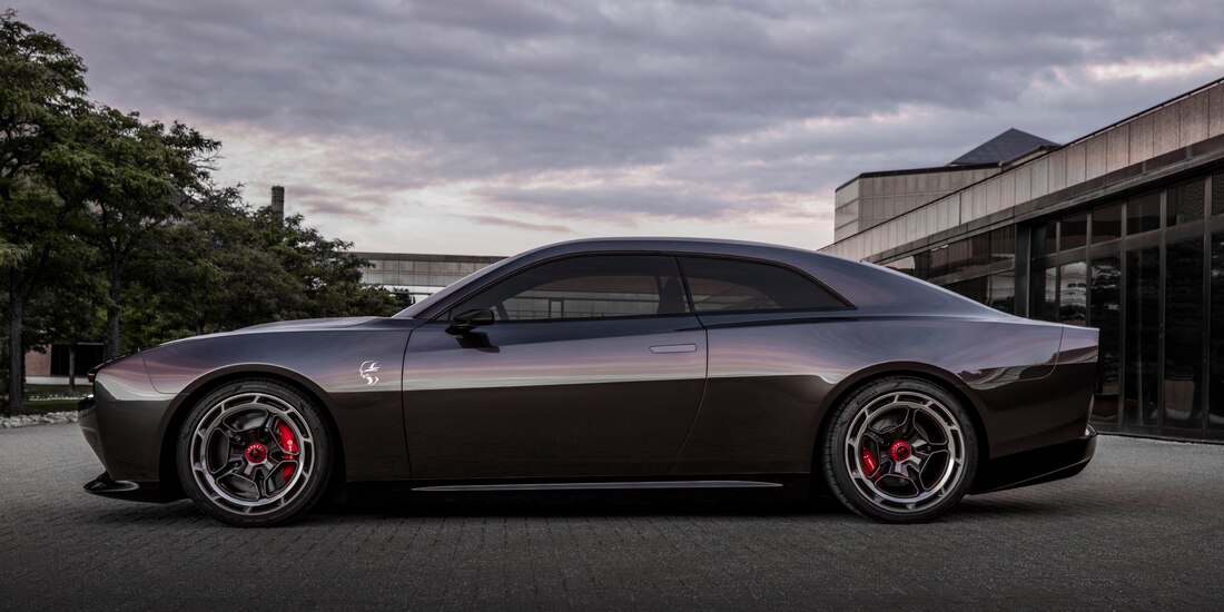 Dodge Charger Daytona.