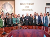 SHEINBAUM con Comité Eureka, ayer.