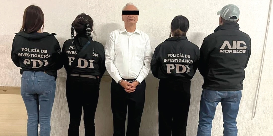 EL EXFUNCIONARIO federal, ayer, tras su detención en la colonia Narvarte.