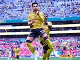 Raphael Veiga festejando su gol ante el Atlético de San Luis.