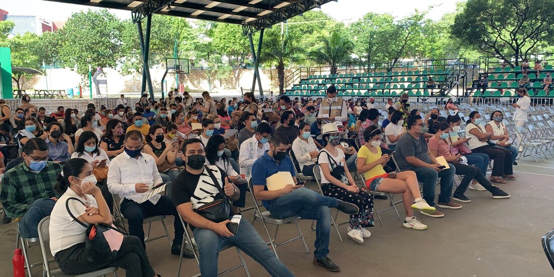 Las autoridades abrieron 71 sedes de vacunación COVID, 41 en cabeceras municipales para vacunar a mayores de 30 años.